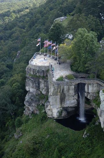 Lover's Leap Aerial view of Lover39s Leap and 7 States Rock City Chattanooga