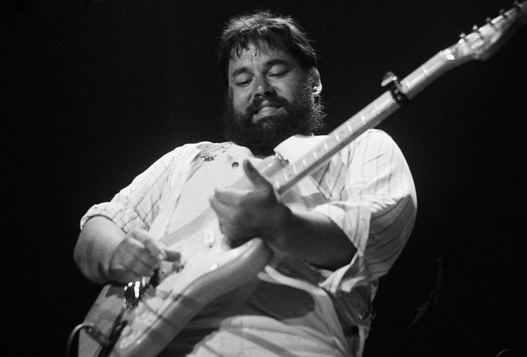 Lowell George Willin39 is a new Little Feat bio by Rolling Stone39s Ben