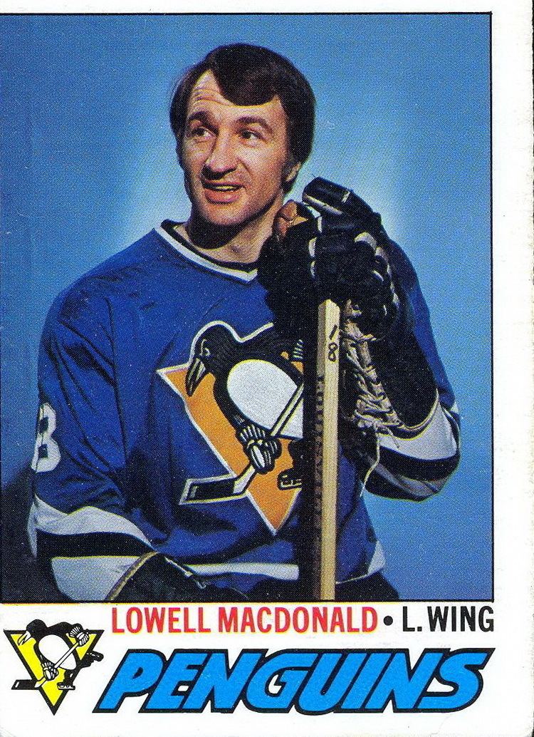 Lowell MacDonald Players cards since 1 penguinshockeycardscom