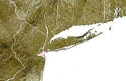 Lower New York Bay httpsuploadwikimediaorgwikipediacommonsthu