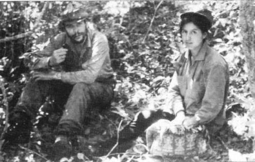 Loyola Guzmán Che Guevara and Loyola GuzmnLara Bolivia 1967 Hasta Siempre