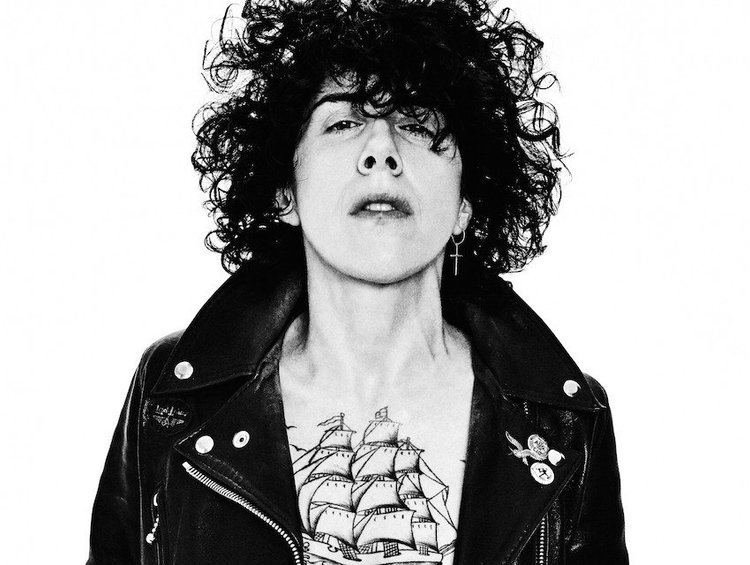 LP (singer) Interview with Singer Songwriter LP The Laughing Lesbian