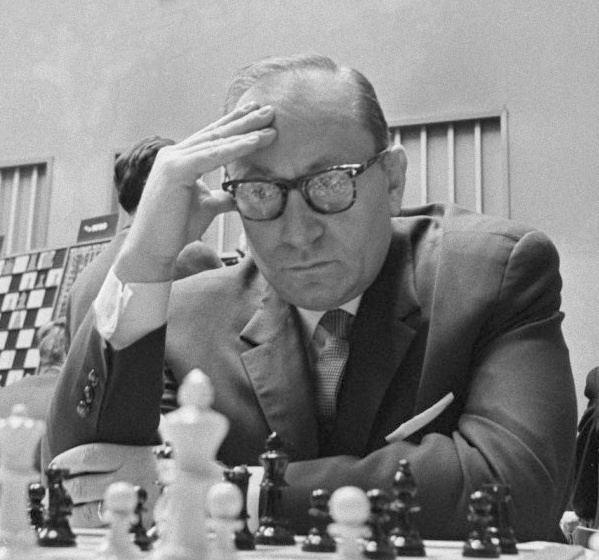 Laszlo Szabo (chess player)