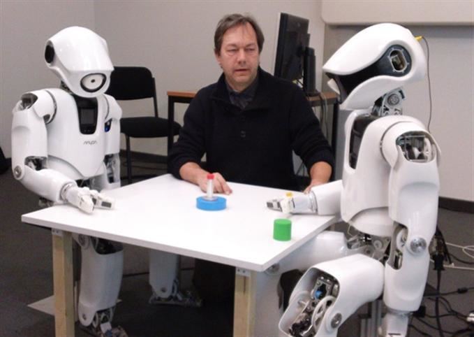 Luc Steels Can Robots Invent Their Own Language 33rd Square