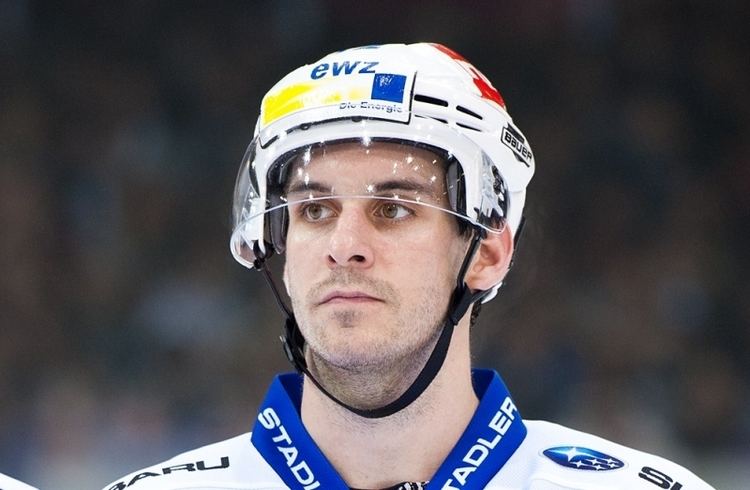 Luca Cunti Actualit ZSC Luca Cunti absent deux semaines Plante