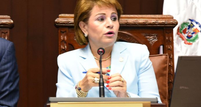 Lucía Medina Luca Medina favorece la alternabilidad en Congreso Jornada Diaria