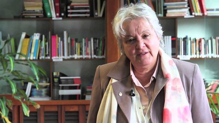 Lucía Topolansky Mujica proposes wife Topolansky as the ruling coalition39s vice