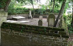 Lucas Family Cemetery httpsuploadwikimediaorgwikipediacommonsthu