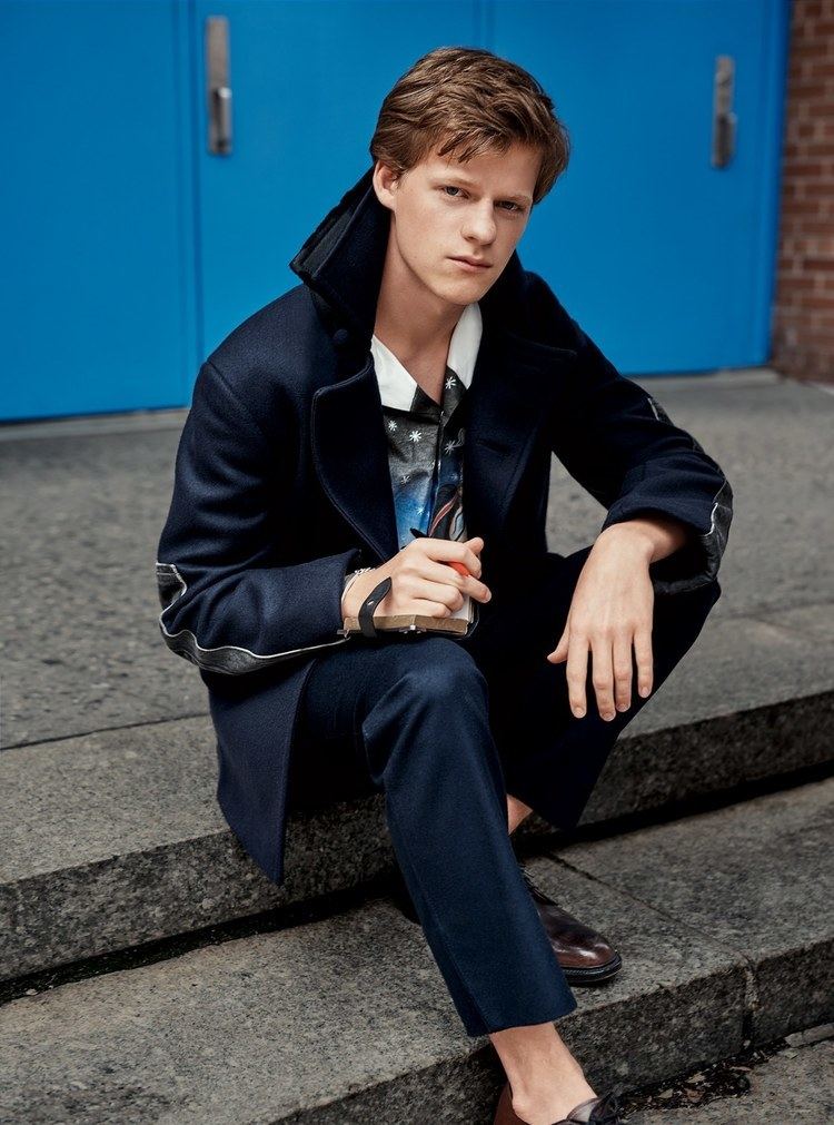 Lucas Hedges Talking St on the Set of 39Manchester by the Sea39 GQ