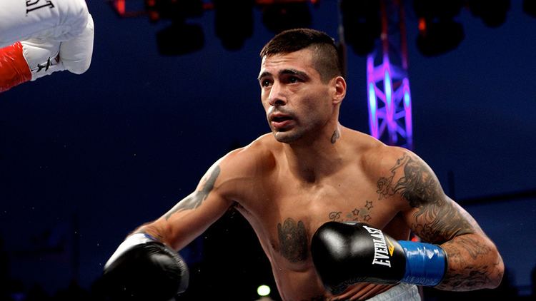 Lucas Matthysse Lucas Matthysse Fights with Family and Country in His Heart and on