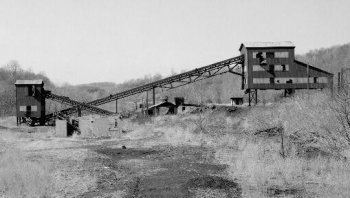 Lucerne Mines, Pennsylvania wwwcoalcampusacomwestpablacklicklucernelucer