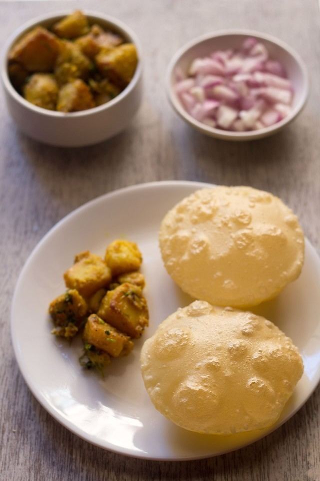 Luchi luchi recipe for durga pooja how to make luchi bengali luchi recipe