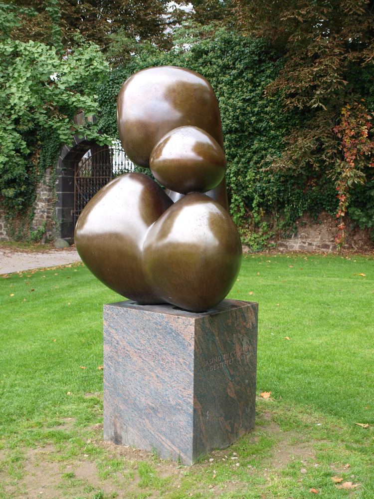 Lucien Wercollier Skulptur von Lucien Wercollier in den Rheinanlagen