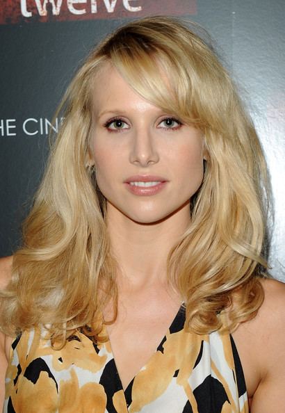 Lucy Punch Lucy Punch Photos The Cinema Society amp 2xist Screening