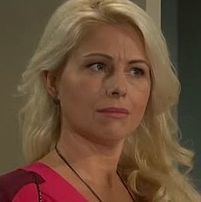 Lucy Robinson (Neighbours) httpsuploadwikimediaorgwikipediaenthumb0