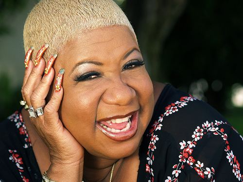 Luenell farm4staticflickrcom36593352127939a394bc803d