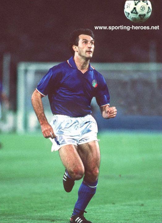 Luigi De Agostini Luigi De Agostini FIFA Campionato del Mondo 1990 Italia