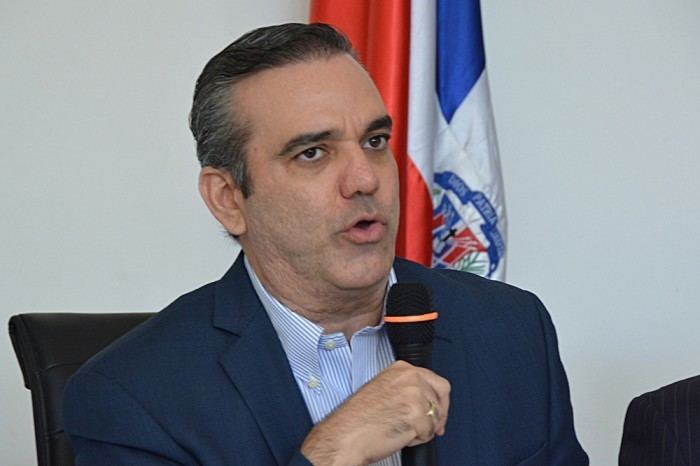 Luis Abinader Expertos afirman candidato PRM Luis Abinader no conecta