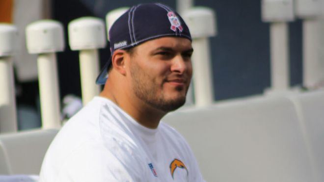 Luis Castillo (American football) San Diego Chargers39 Luis Castillo Hurting to Join