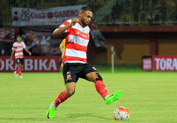 Luiz Júnior Madura United Resmi Pinjamkan Luiz Carlos Junior Ke Persija Jakarta