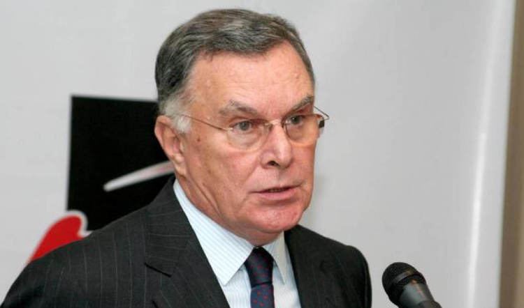 Luiz Felipe Lampreia Luiz Felipe Lampreia socilogo e diplomata foi ministro das