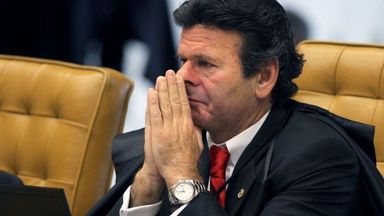 Luiz Fux LUIZ FUX E A MATADA NO PEITO Ailton Medeiros