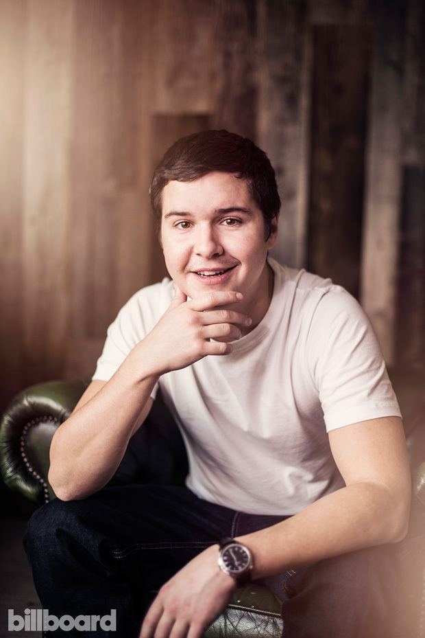 Lukas Forchhammer Lukas Graham 39Too Many People Don39t Have Big Enough Balls or