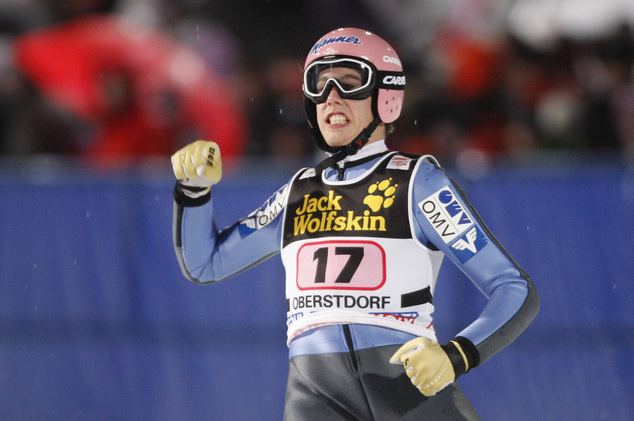 Lukas Müller (ski jumper) Ski jumper Mueller has surgery after test ski flying crash Daily