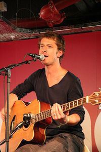 Luke (French band) httpsuploadwikimediaorgwikipediacommonsthu