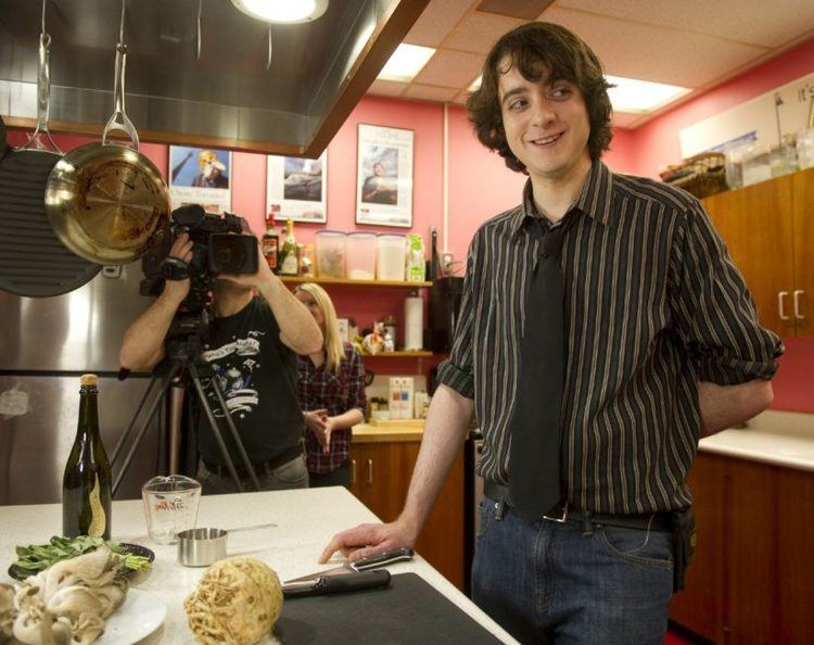 Luke Hayes-Alexander Kingstons boywonder chef Luke Hayes Alexander turns 21 Toronto Star