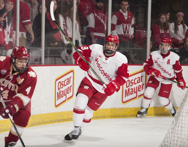 Luke Kunin Men39s Hockey Wisconsin Athletics Luke Kunin 201516