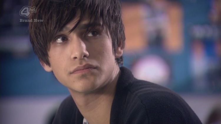 Luke Pasqualino 4x02 Luke Pasqualino Photo 32189248 Fanpop