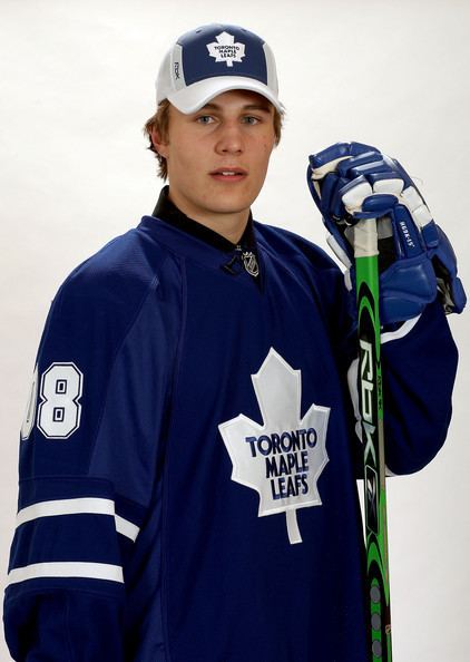 Luke Schenn Luke Schenn Pictures NHL Entry Draft Portraits Zimbio