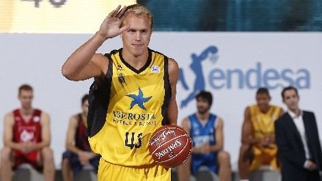 Luke Sikma ACB Liga Endesa Luke Sikma lidera el triunfo del Tenerife