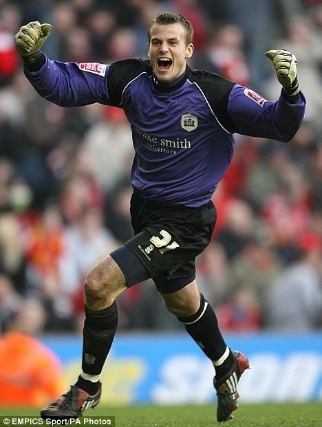 Luke Steele (footballer) Barnsley keeper Steele fined 1000 by FA for breaching