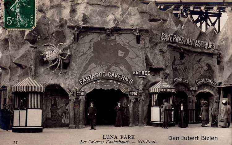 Luna Park, Paris La galerie de l39Ecran Fantastique