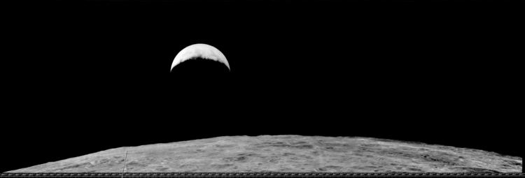 Lunar Orbiter 1 The 39Other39 Lunar Orbiter 1 Earthrise Image Moonviews