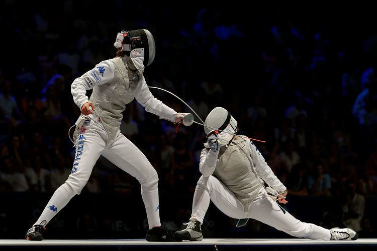 Lunge (fencing)