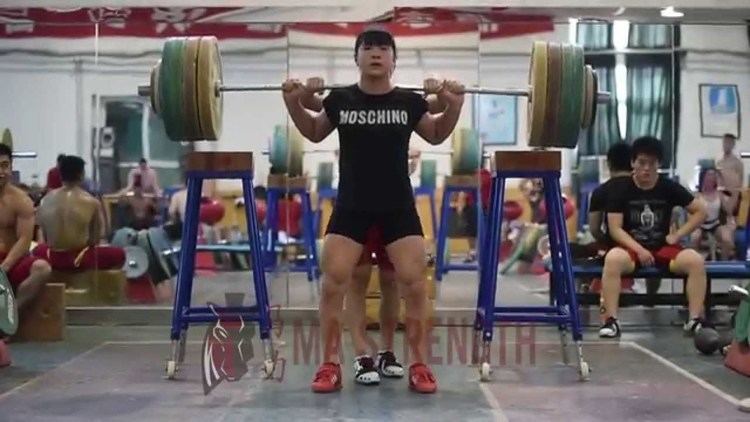 Luo Xiaoling Luo Xiaoling 58kg 14yo Girl Squats 140kg YouTube