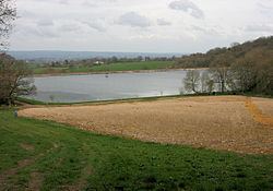 Luxhay Reservoir httpsuploadwikimediaorgwikipediacommonsthu