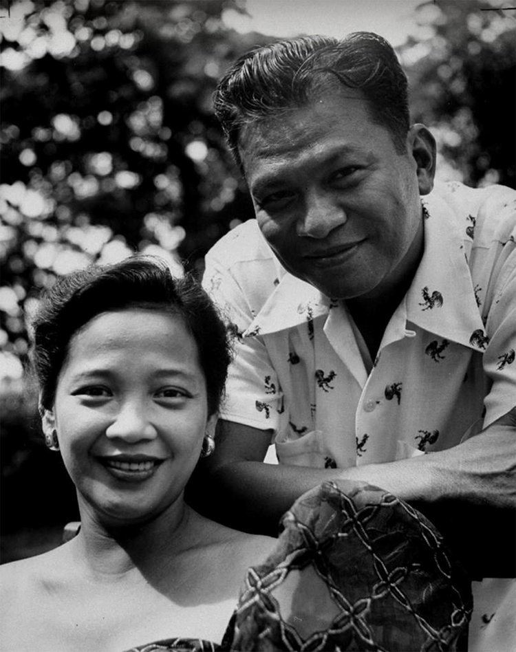 Luz Magsaysay President Ramon Magsaysay with the First Lady Luz Banzon Flickr