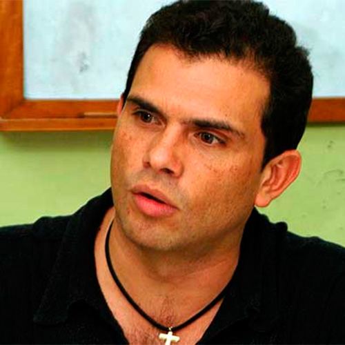 Alvaro Araujo Castro La resurreccin de lvaro Araujo en la novela de Diomedes