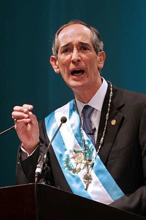 Álvaro Colom Guatemala recibe a lvaro Colom 39el presidente de los pobres
