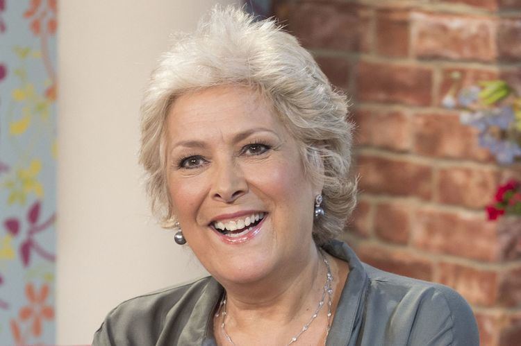 Lynda Bellingham Actress Lynda Bellingham Dies After Battle With Cancer