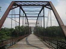 Lyndon Bridge httpsuploadwikimediaorgwikipediacommonsthu