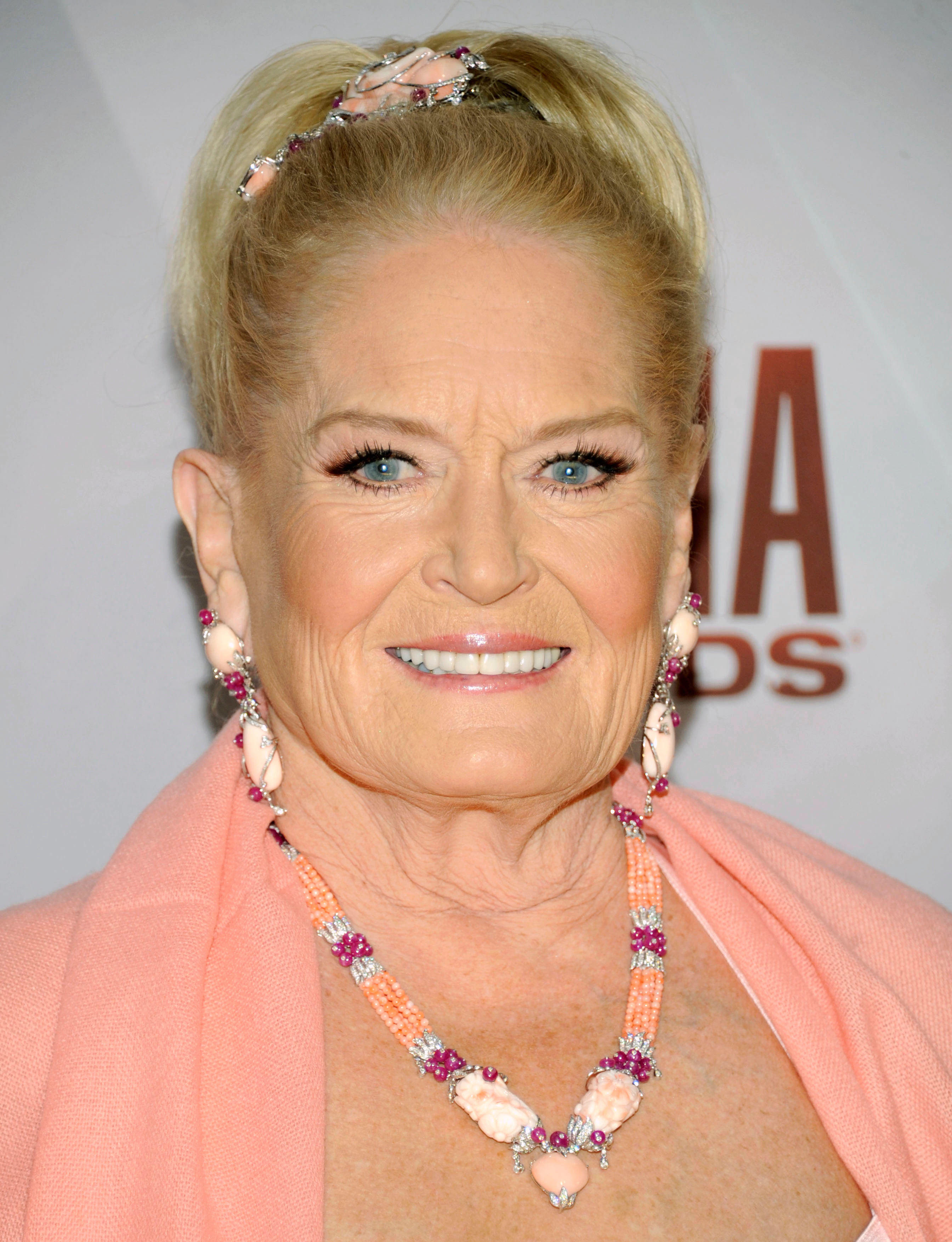 Lynn Anderson Lynn Anderson singer who topped charts in 1971 dies at