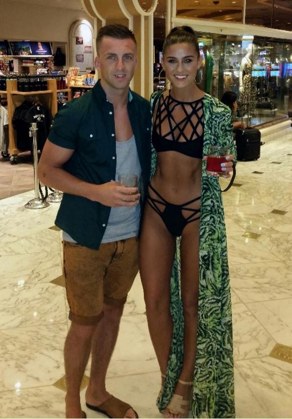 Lynn Kelly Irish Model Lynn Kelly Slammed For Too Skinny Selfie