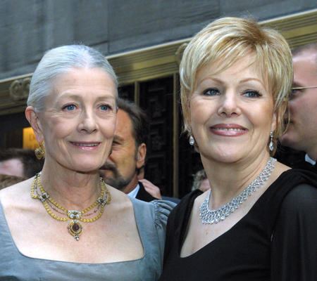 Lynn Redgrave Actress Lynn Redgrave has died at age 67 Vanessa redgrave and