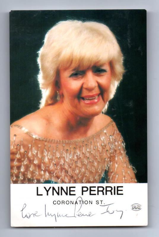 Lynne Perrie Clickautographs autographs Lynne Perrie