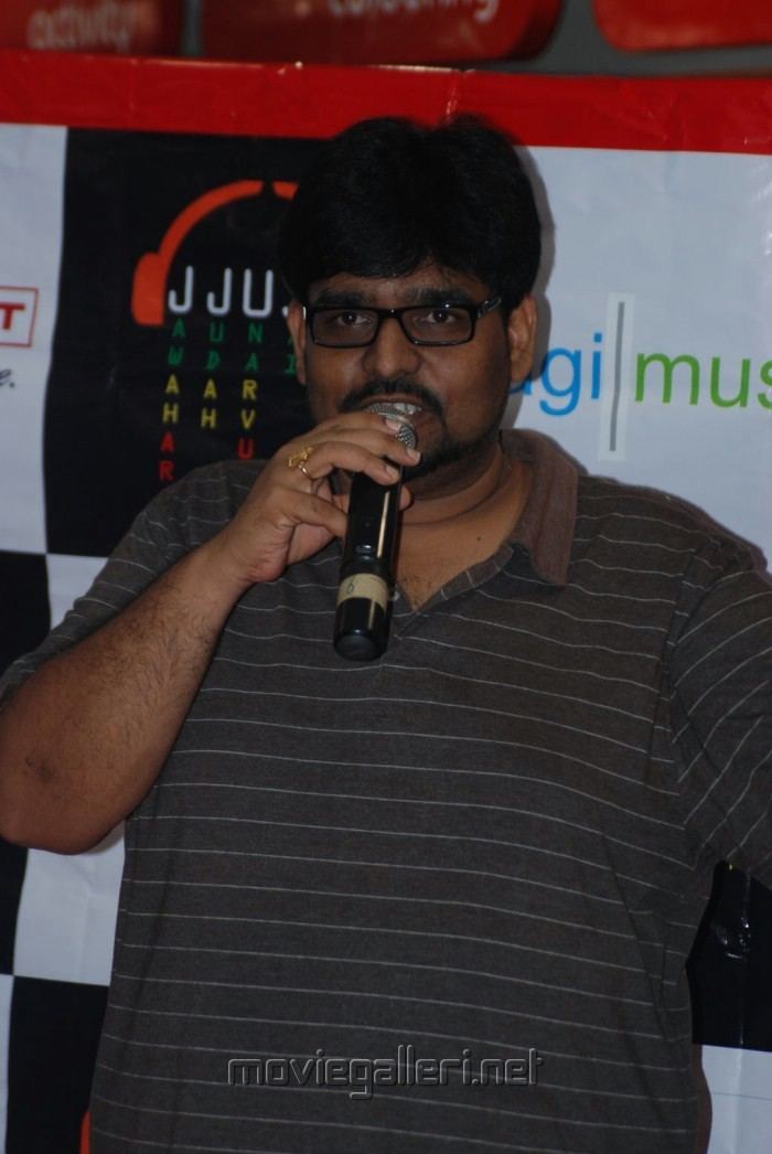 M. L. R. Karthikeyan Picture 219898 Singer MLR Karthikeyan at Unarvugal Music